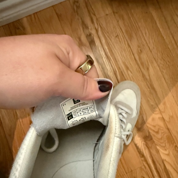 Veja V-10 B Mesh Sneakers